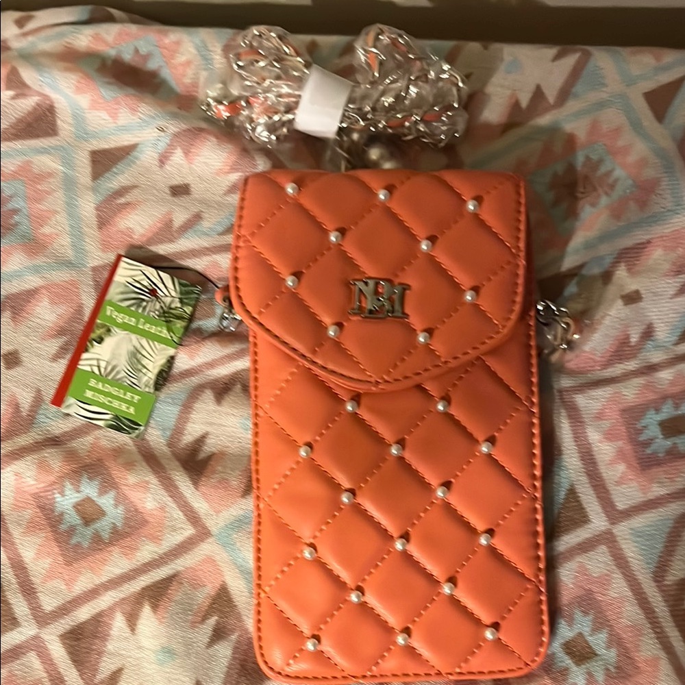 Badgley Mischka Quilted Crossbody Phone Bag